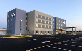 Microtel Inn & Suites By Wyndham Milford